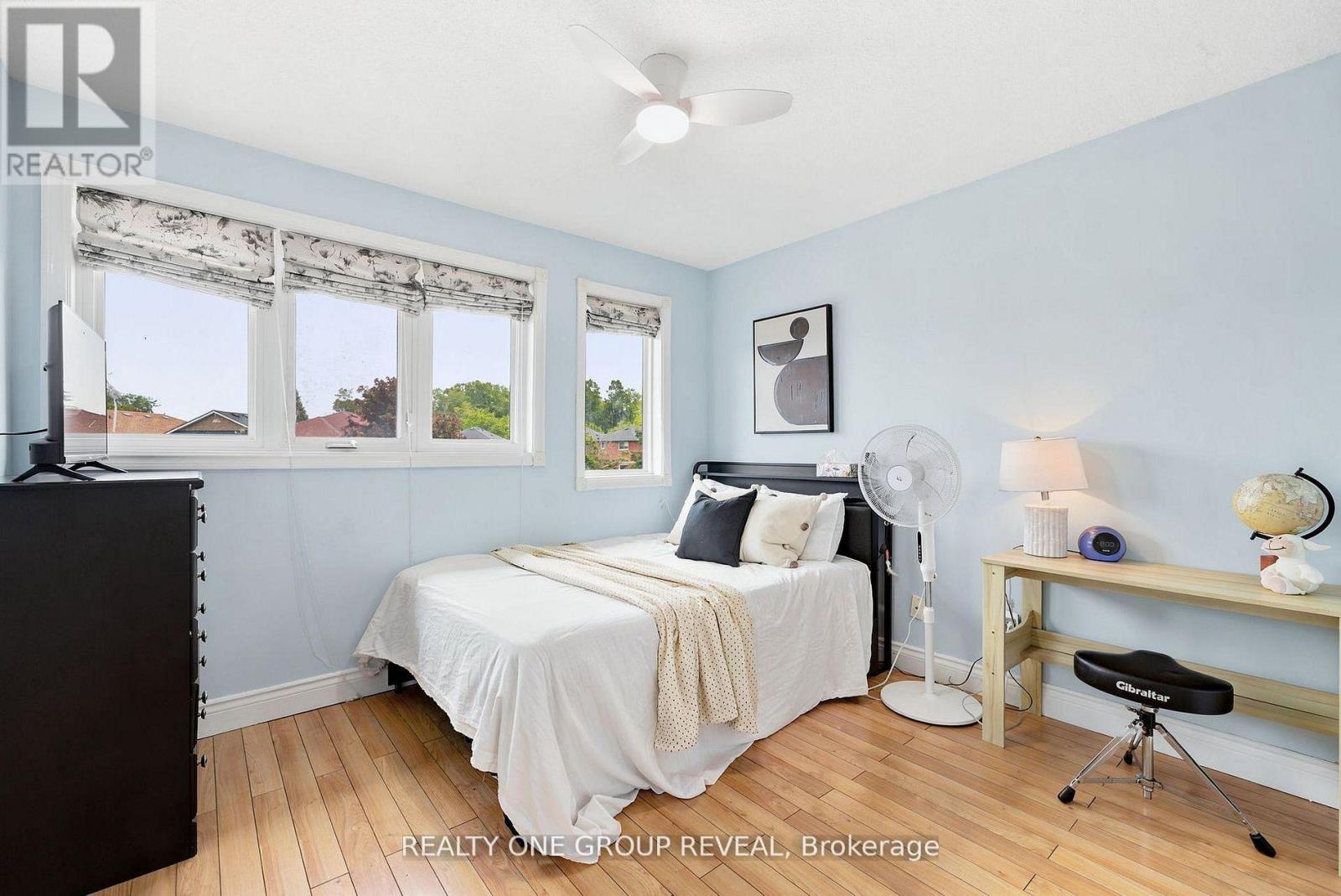 46 FIELDCREST AVENUE - 29