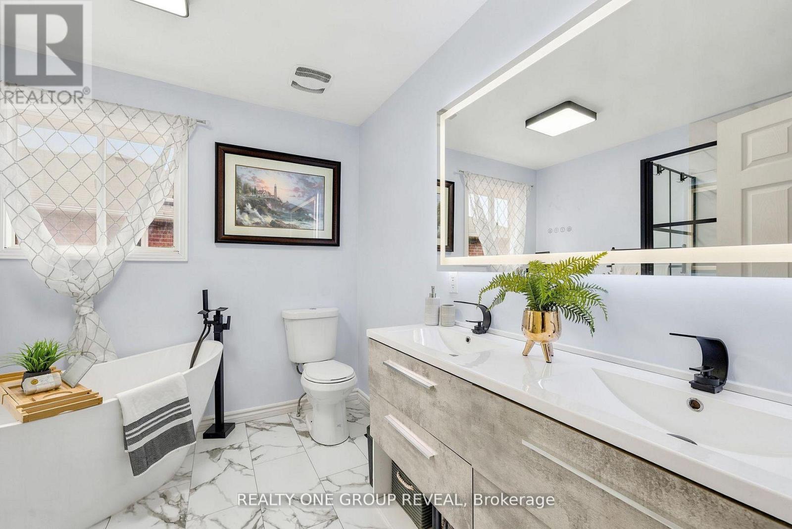 46 FIELDCREST AVENUE - 32