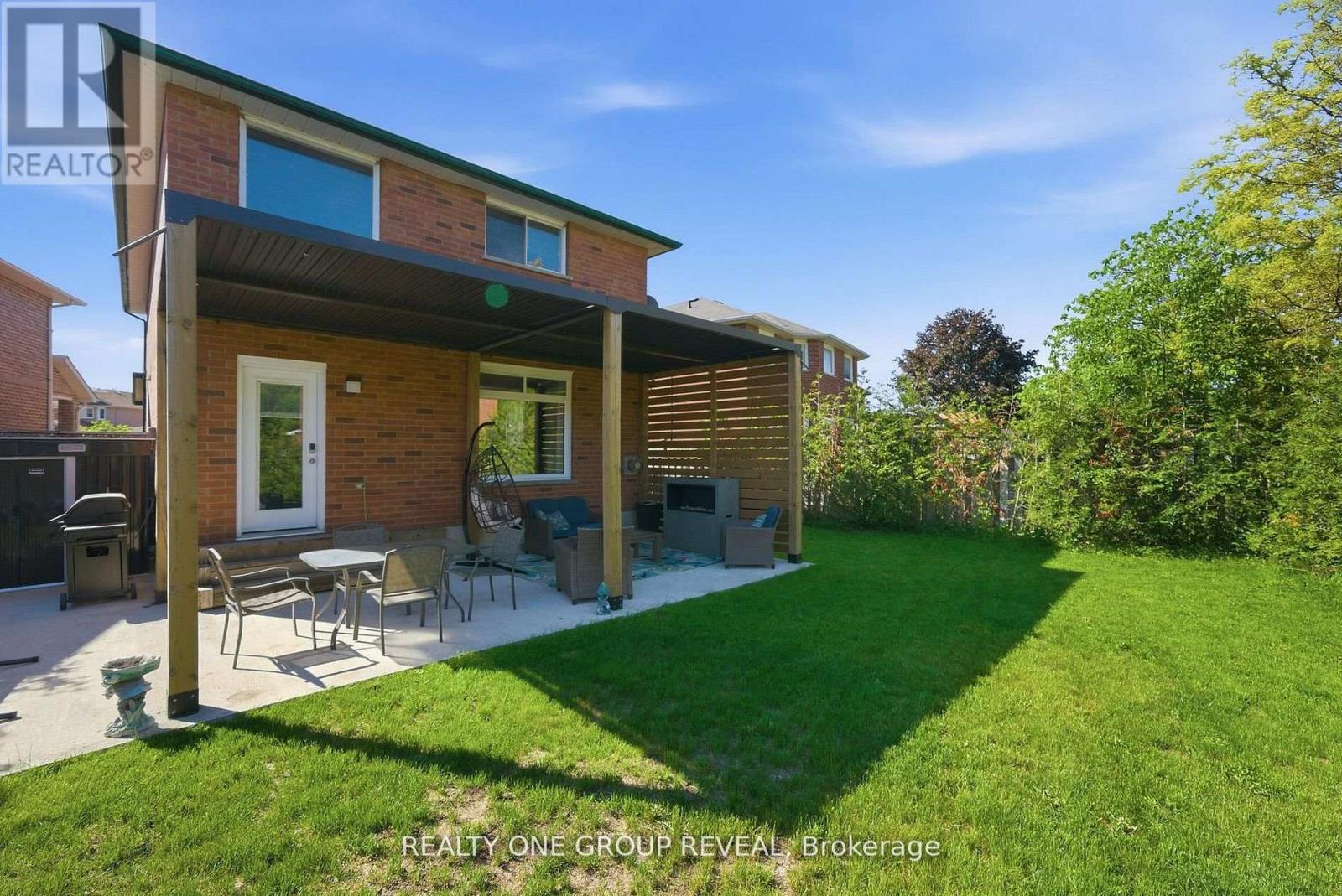 46 FIELDCREST AVENUE - 43