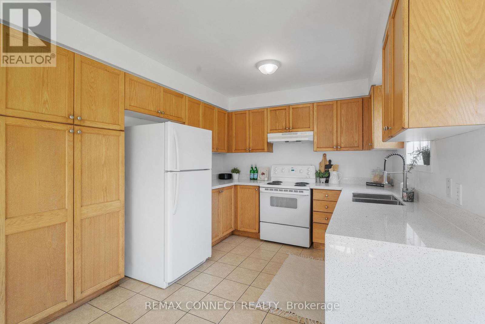 1831 DALHOUSIE CRESCENT - 14