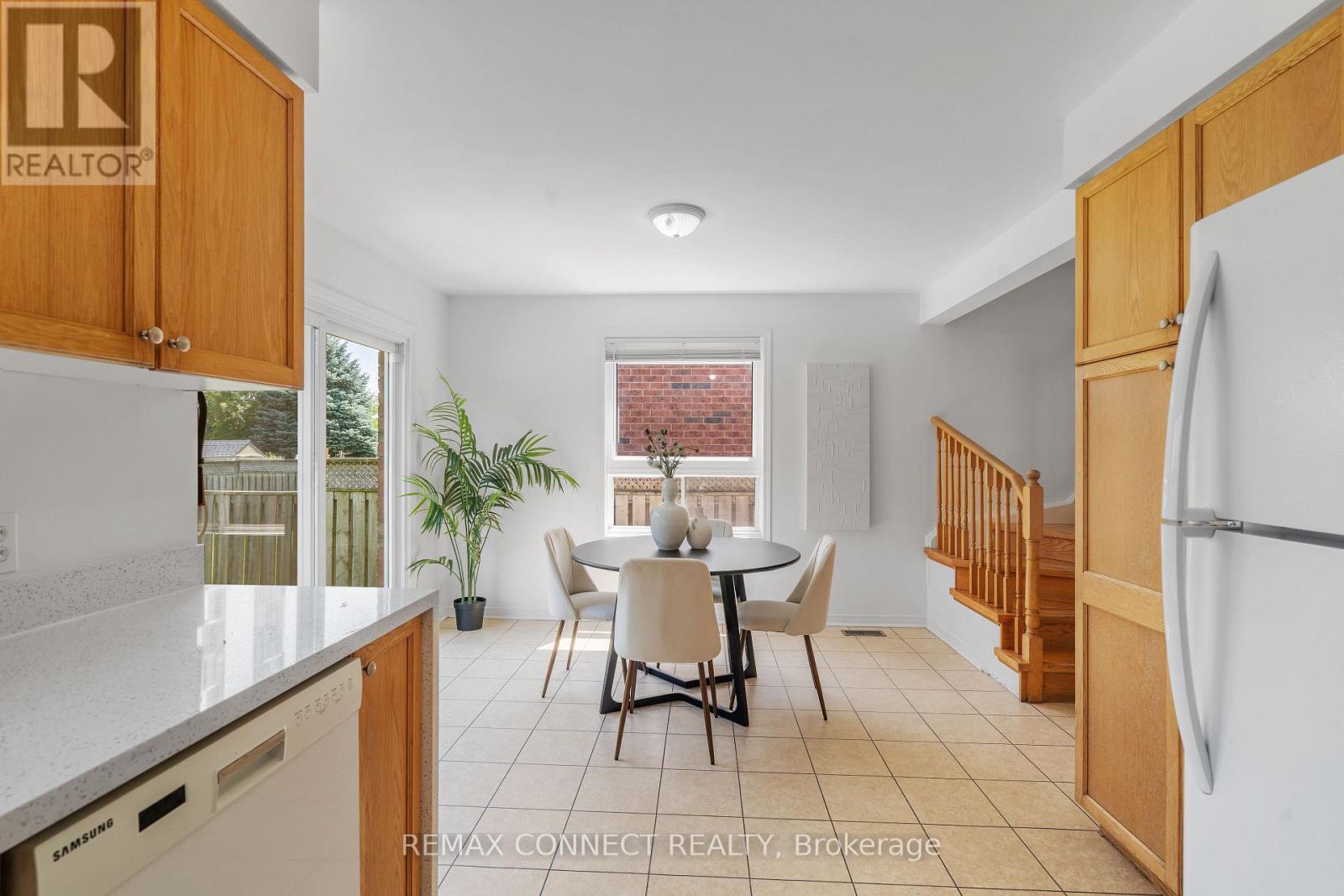 1831 DALHOUSIE CRESCENT - 15