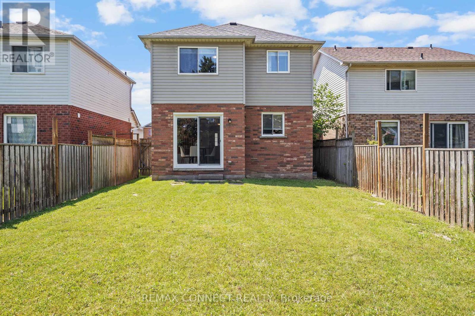 1831 DALHOUSIE CRESCENT - 31