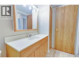 3355 Sandwich Street Unit# 104, Windsor, ON N9C1B2 Photo 23