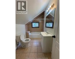 454 Crawford, Windsor, ON N9A5C4 Photo 14