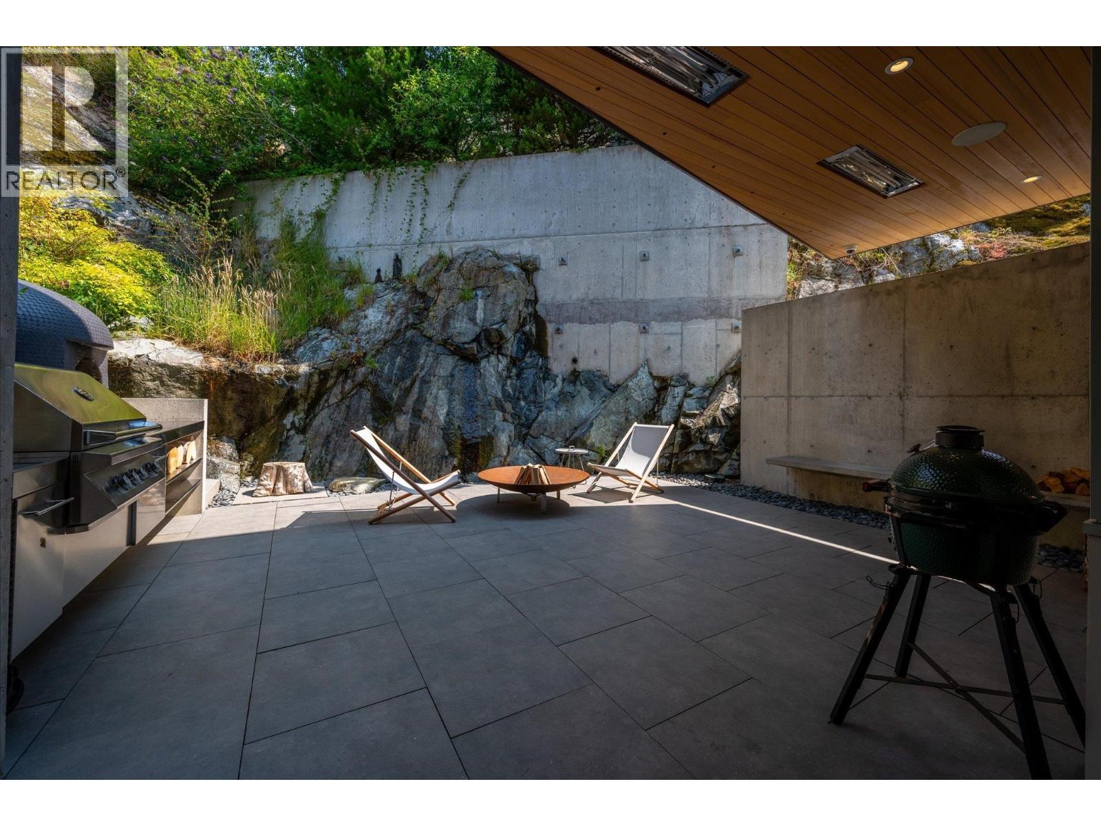 38574 HIGH CREEK DRIVE, Squamish