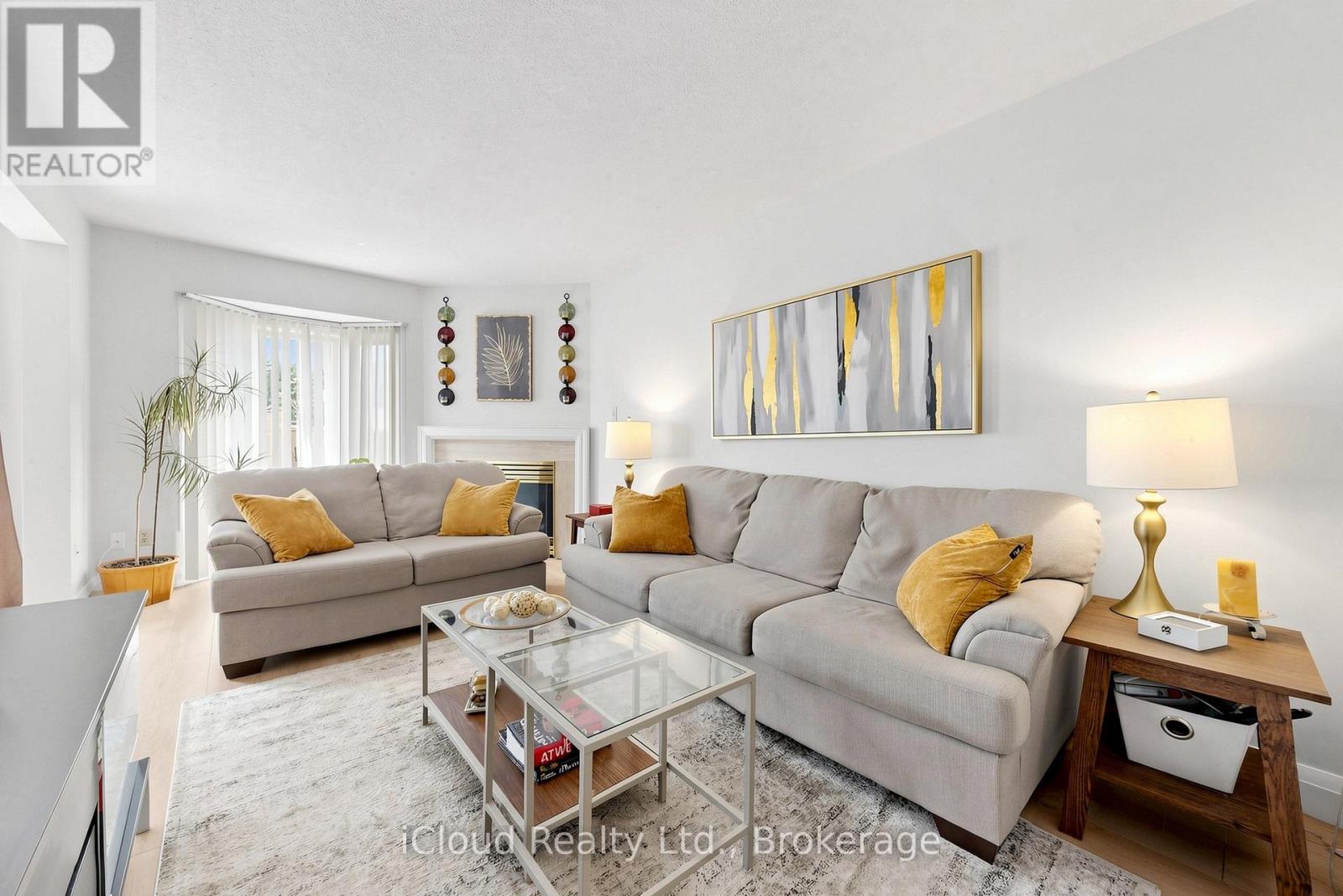 #16 1 ROYALWOOD COURT - 31