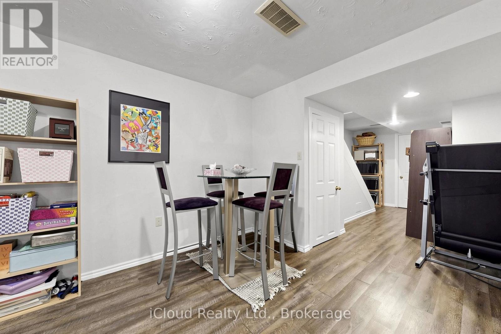 #16 1 ROYALWOOD COURT - 35