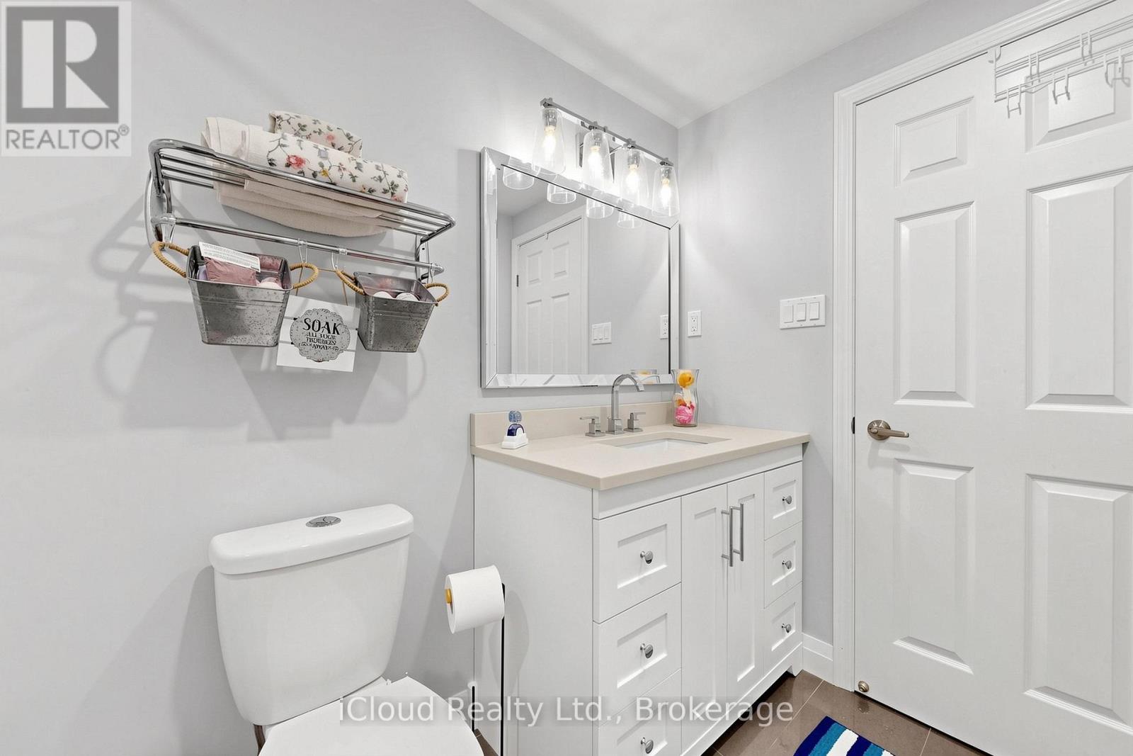 #16 1 ROYALWOOD COURT - 17