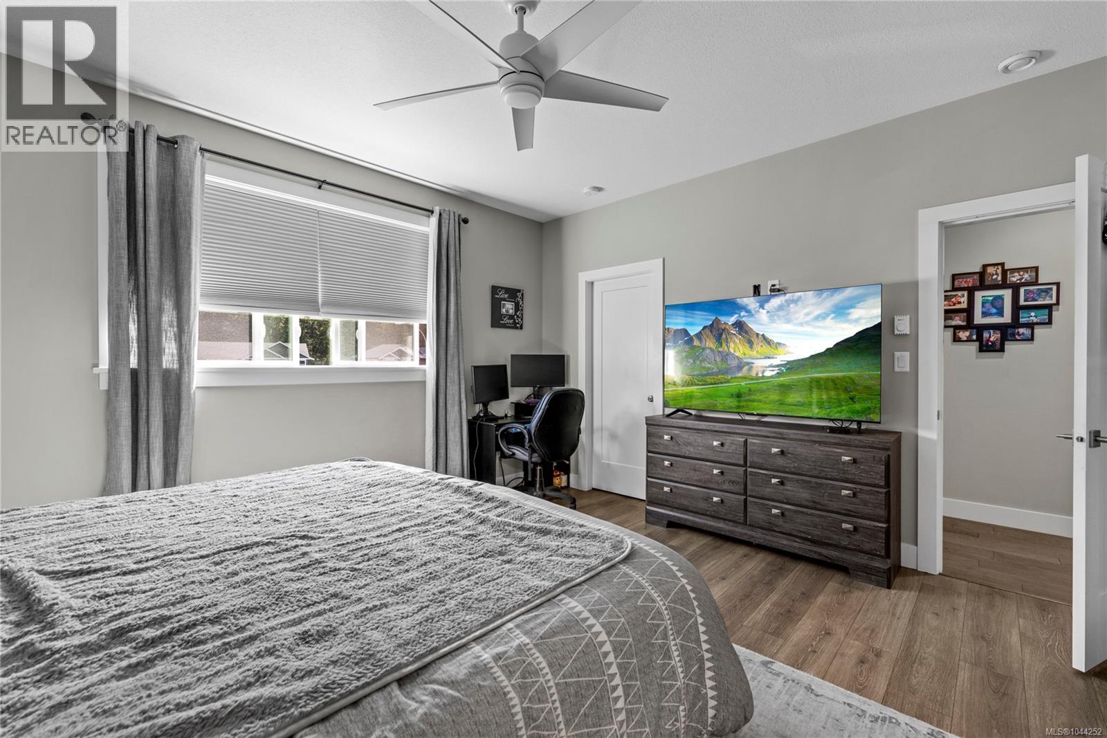 513 Martina Way - Image 39