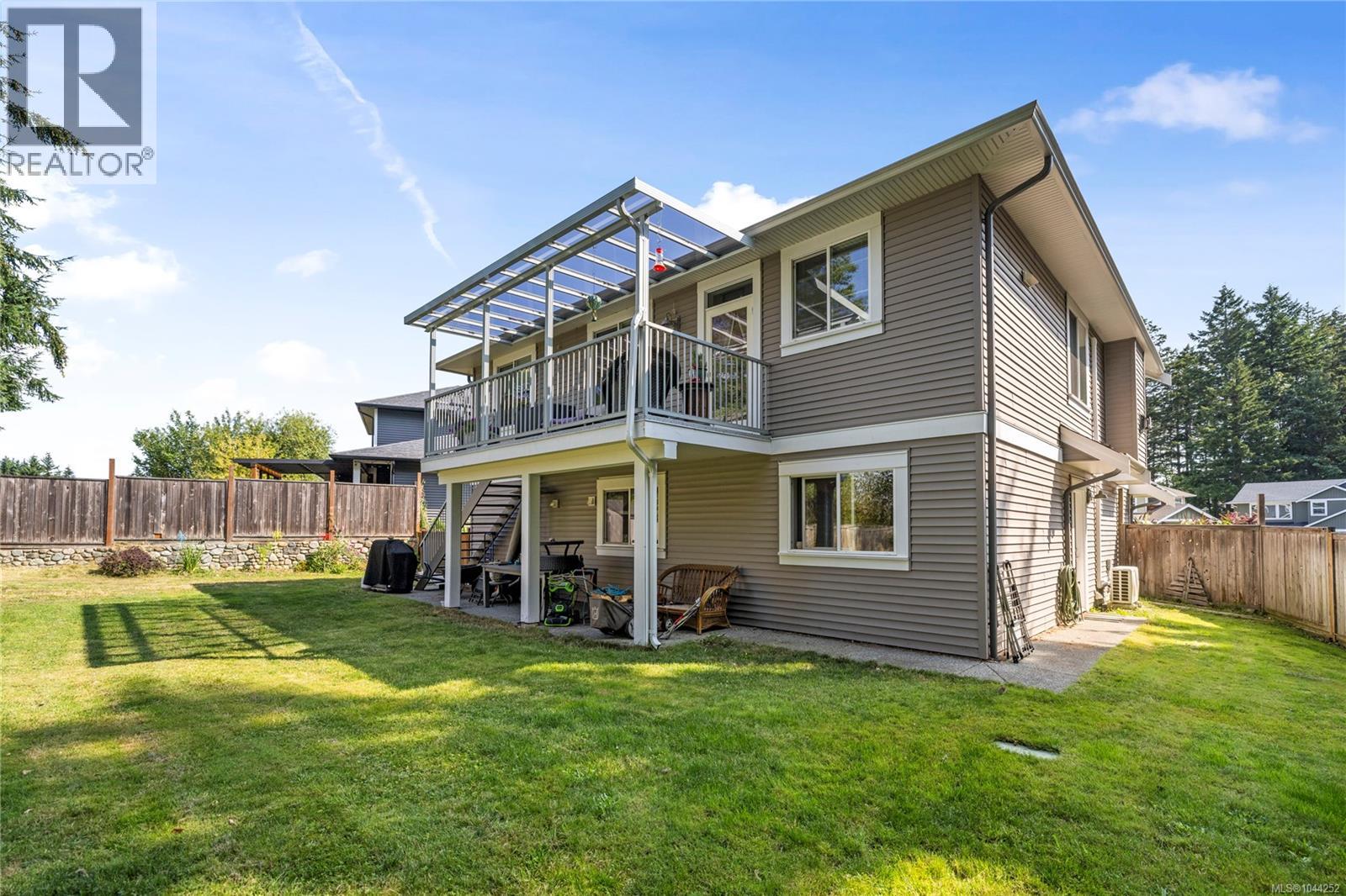 513 Martina Way - 44
