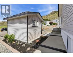 Full bathroom - 35-3099 Shuswap Road, Kamloops, BC V2H1T7 Photo 7