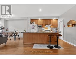 105 Eric Maloney Way, Ottawa, ON K1T0R2 Photo 17