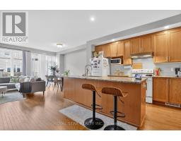105 Eric Maloney Way, Ottawa, ON K1T0R2 Photo 18
