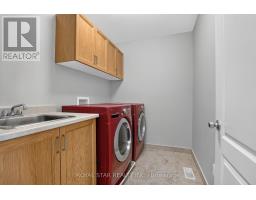105 Eric Maloney Way, Ottawa, ON K1T0R2 Photo 24