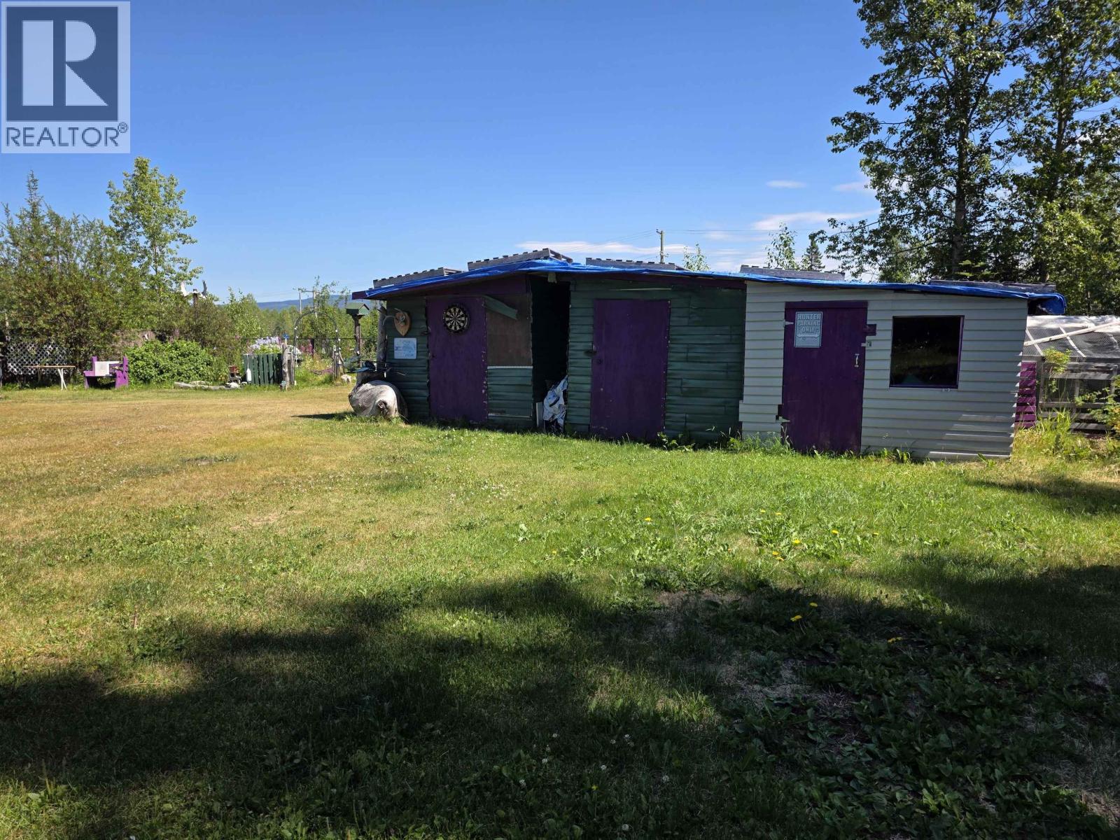 15 HARMON CRESCENT - 28