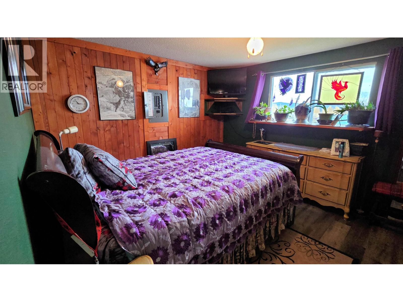 15 HARMON CRESCENT - 12