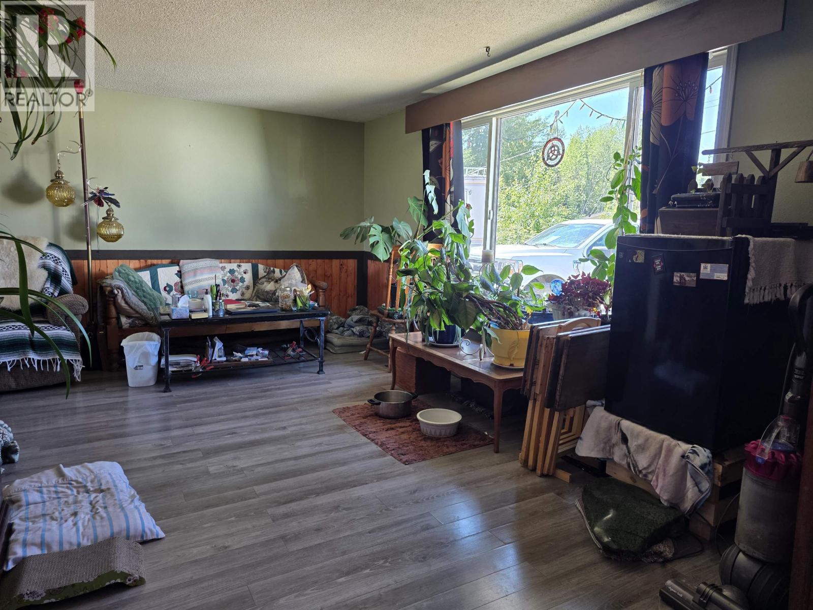 15 HARMON CRESCENT - 5