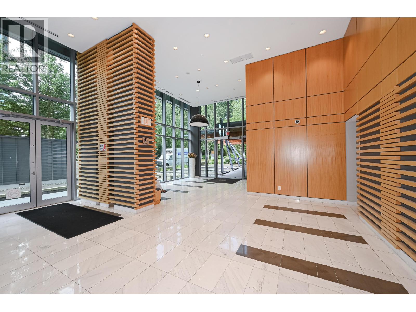 607 5728 BERTON AVENUE, Vancouver — photo 3