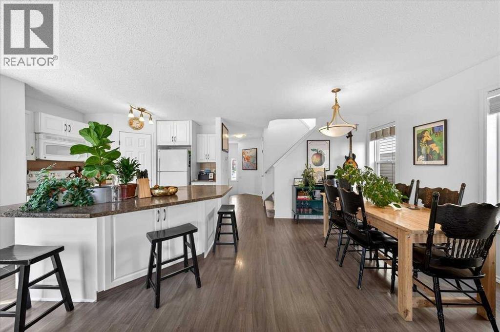 194 Everoak Gardens SW - 11