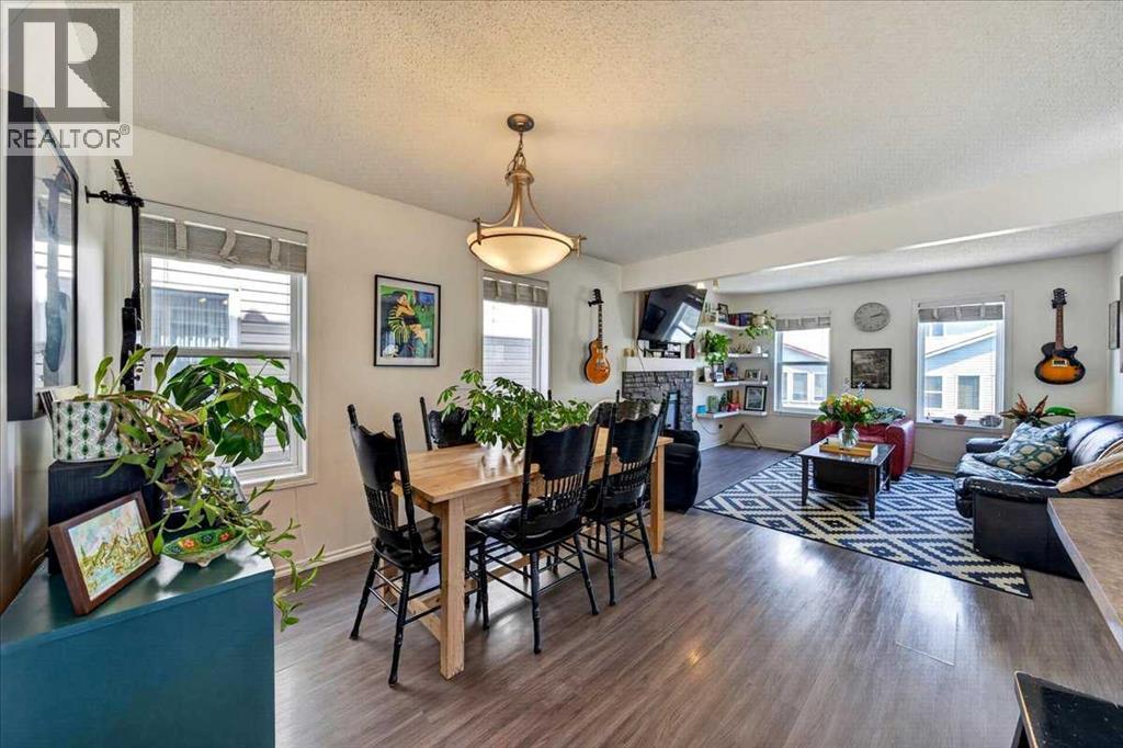 194 Everoak Gardens SW - 14
