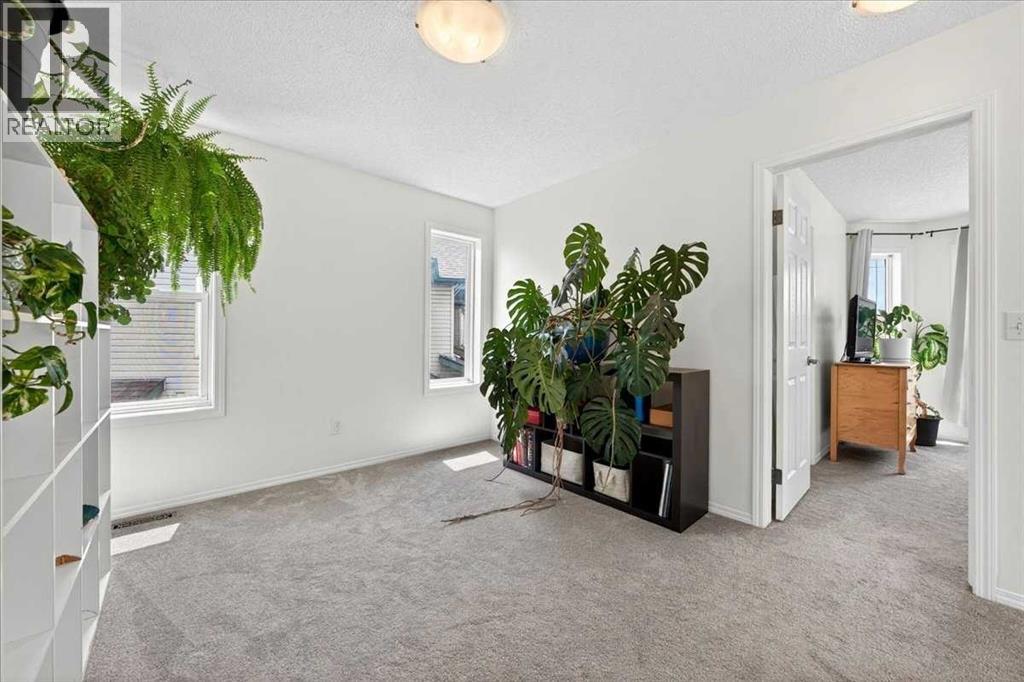 194 Everoak Gardens SW - 23