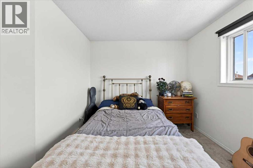 194 Everoak Gardens SW - 35
