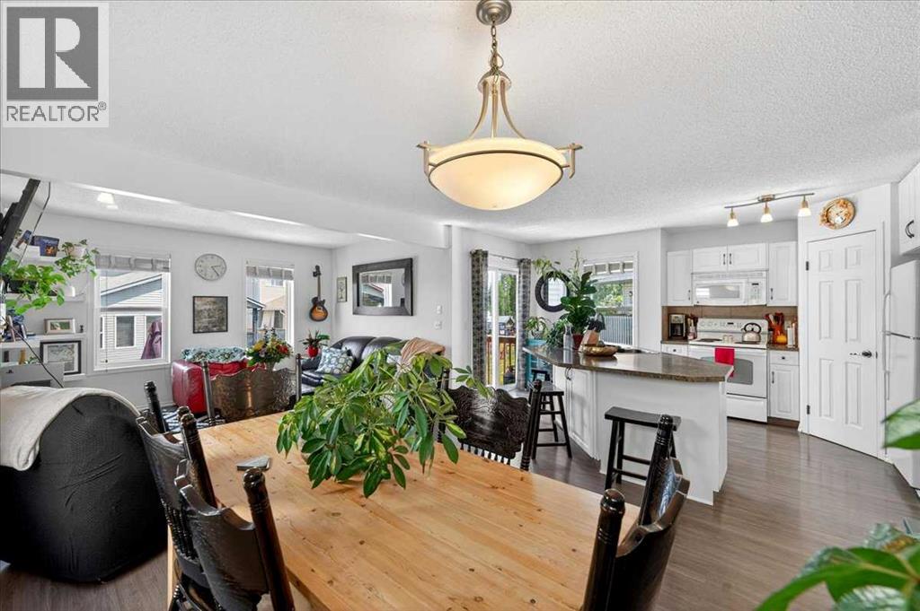 194 Everoak Gardens SW - 5