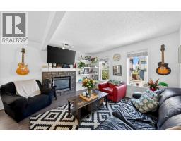 194 Everoak Gardens SW - photo 15