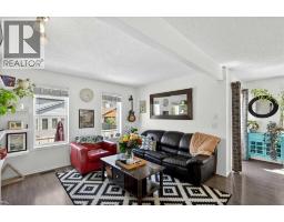 194 Everoak Gardens SW - photo 17