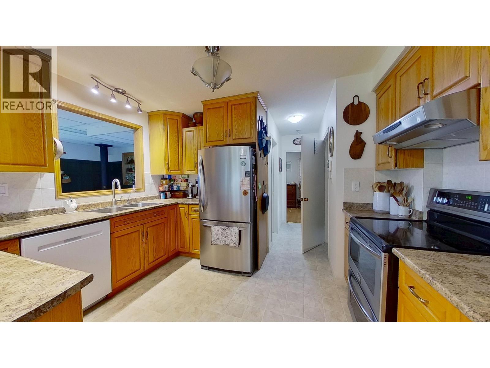 13346 29 HIGHWAY - 18