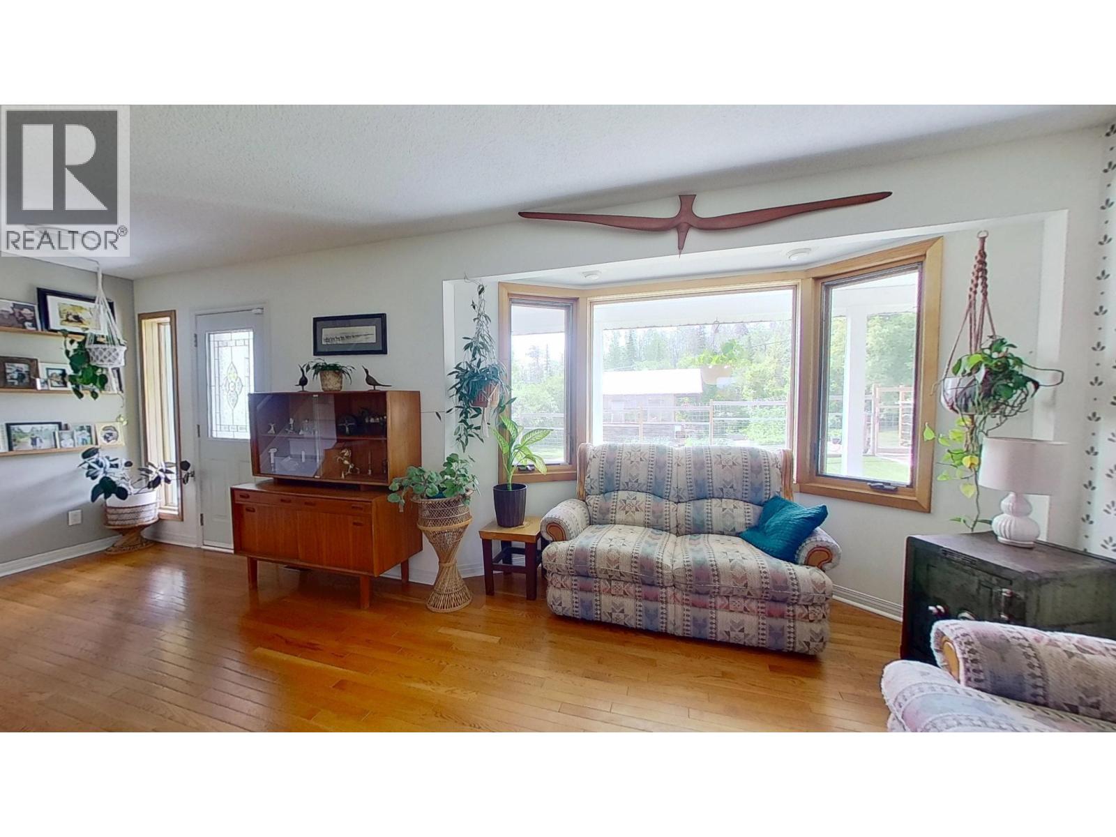 13346 29 HIGHWAY - 23