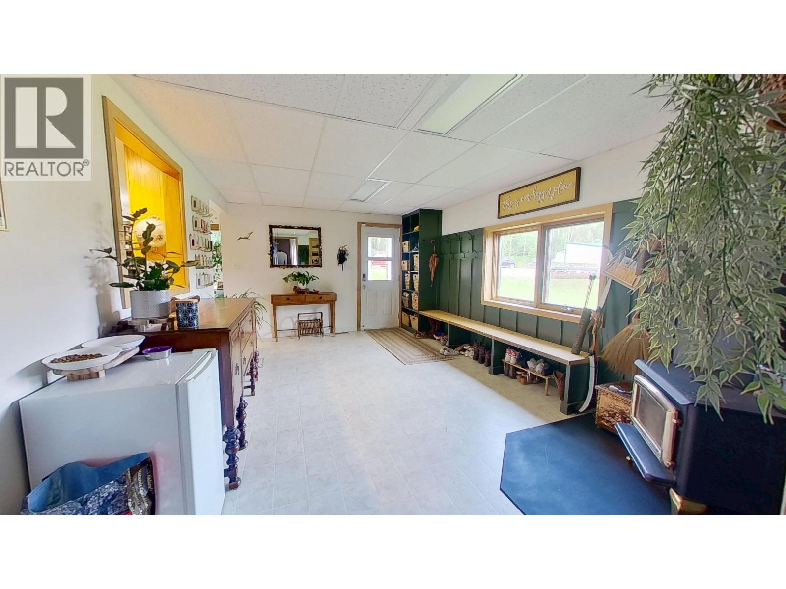 13346 29 HIGHWAY - 10