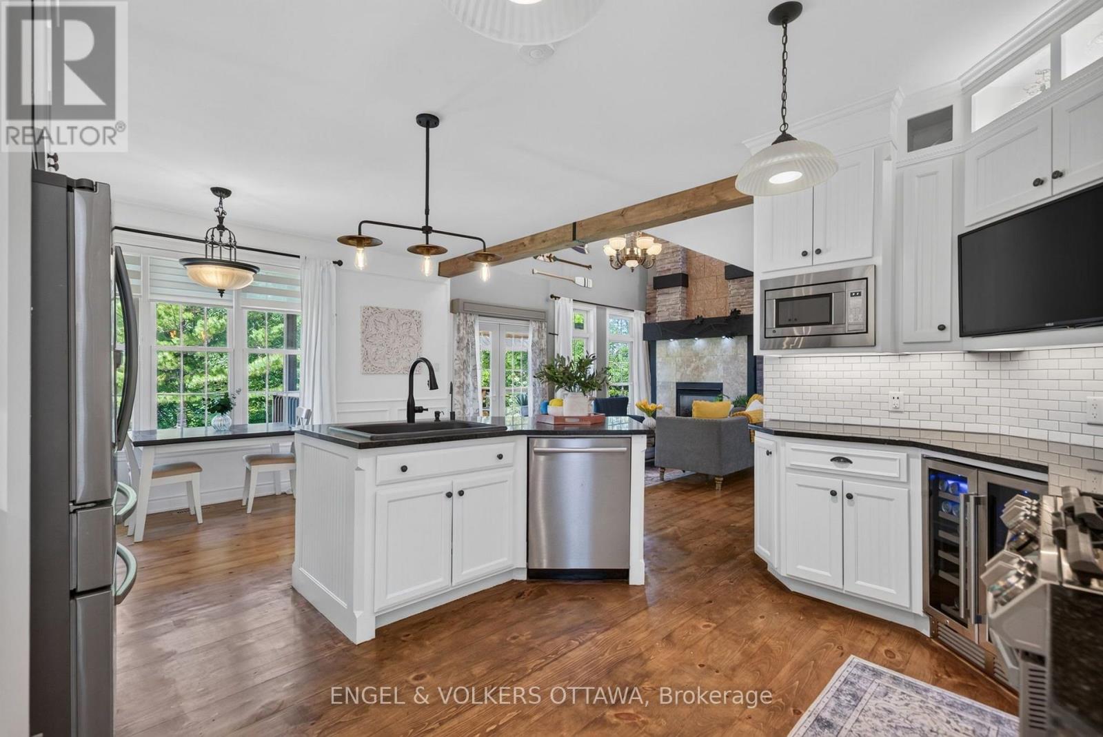 6881 SPARKLING LAKE WAY - Image 19