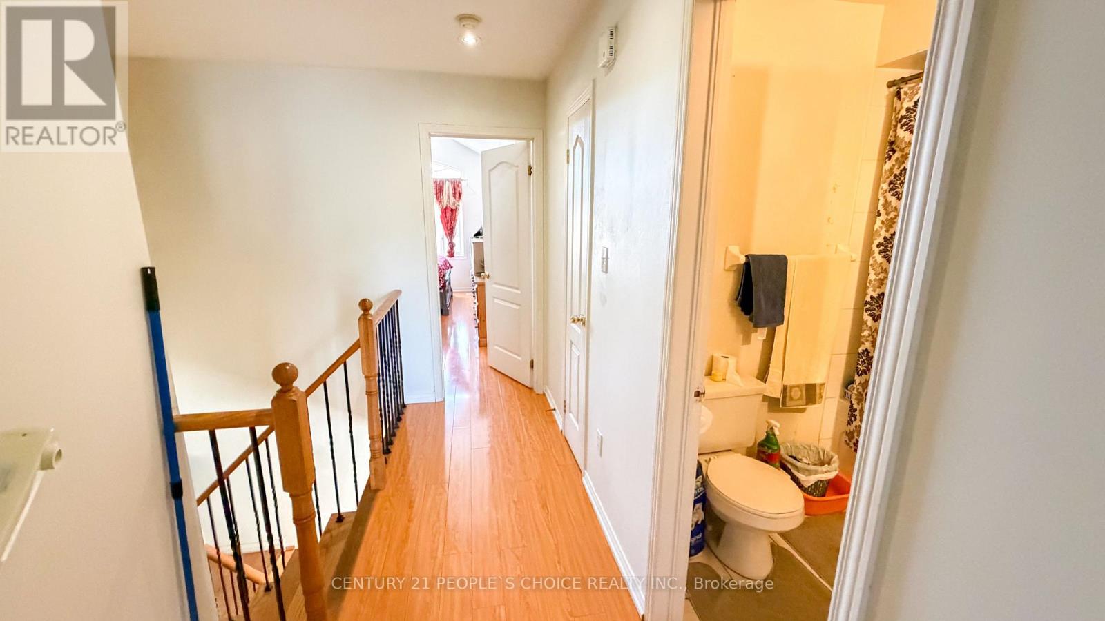 20 BELINDA DRIVE - 22
