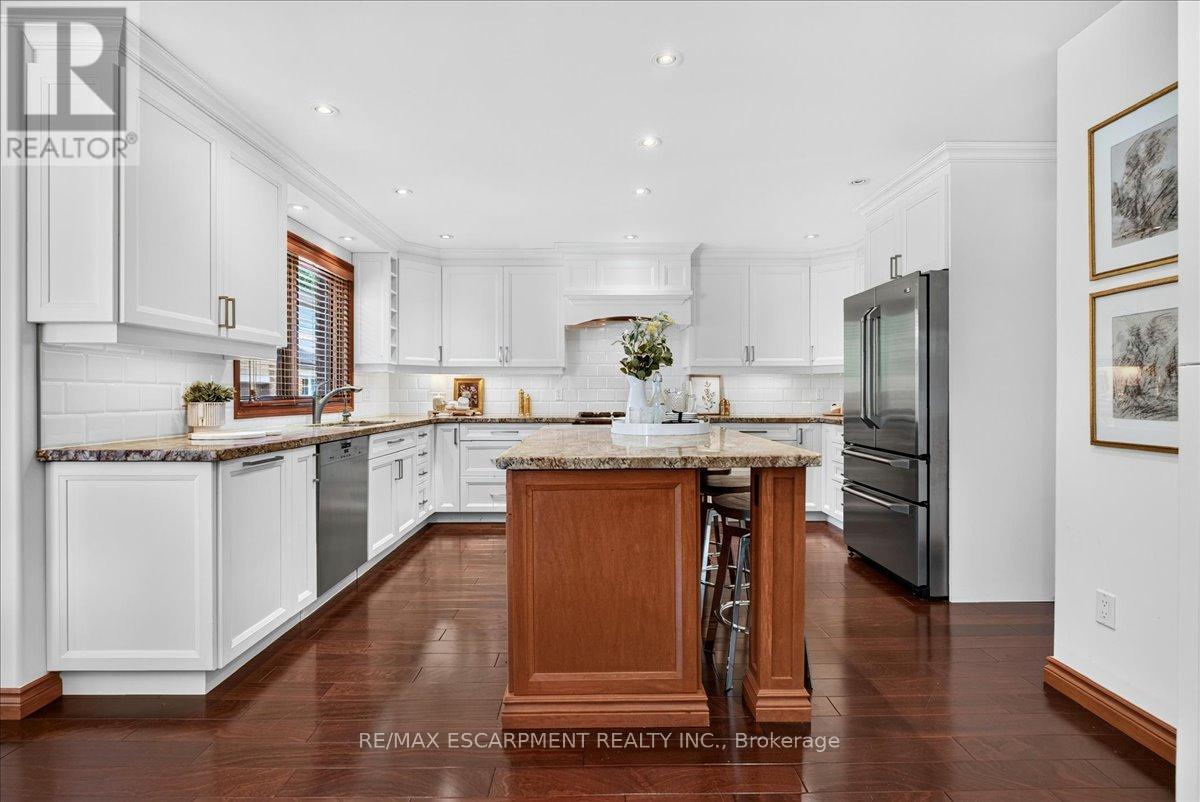339 KINGSWAY PLACE - Image 10