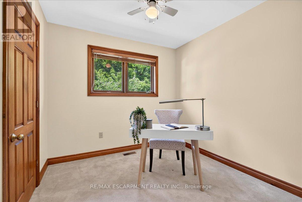 339 KINGSWAY PLACE - Image 22