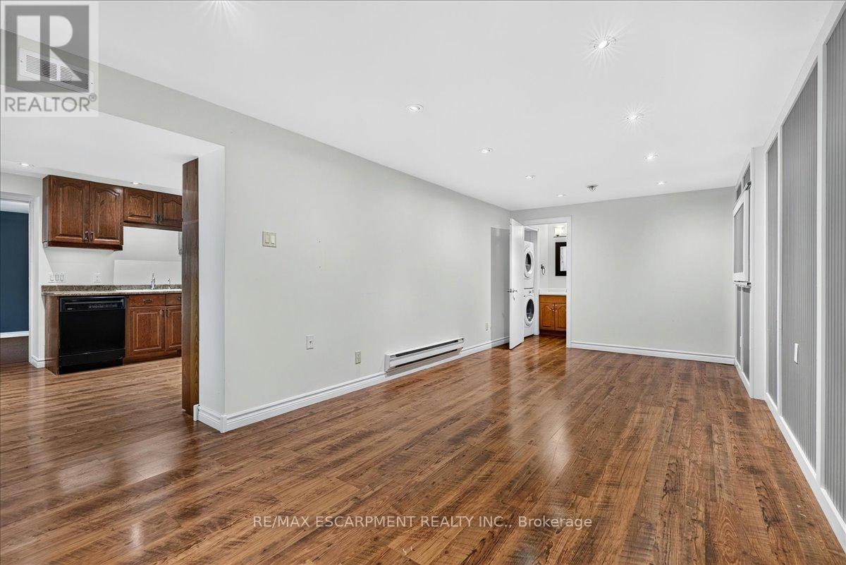 339 KINGSWAY PLACE - Image 29