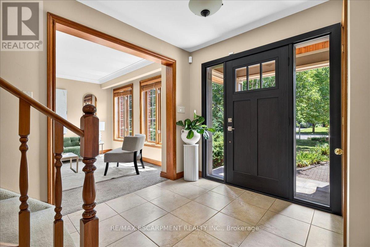 339 KINGSWAY PLACE - 3