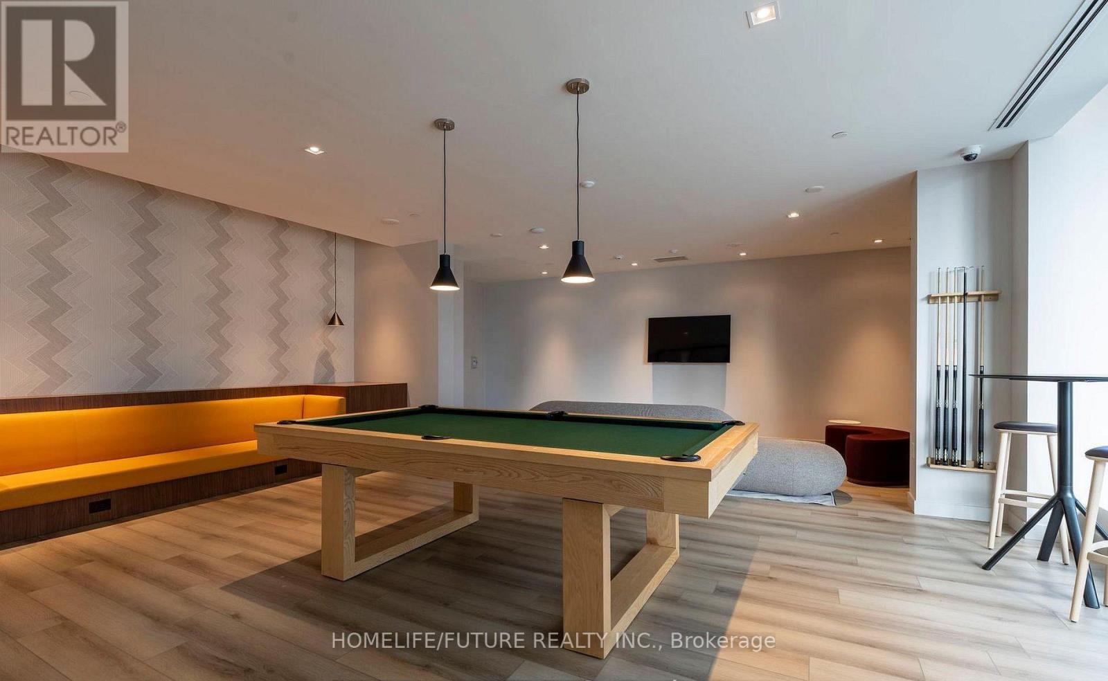 #610 9 TECUMSETH STREET - 26