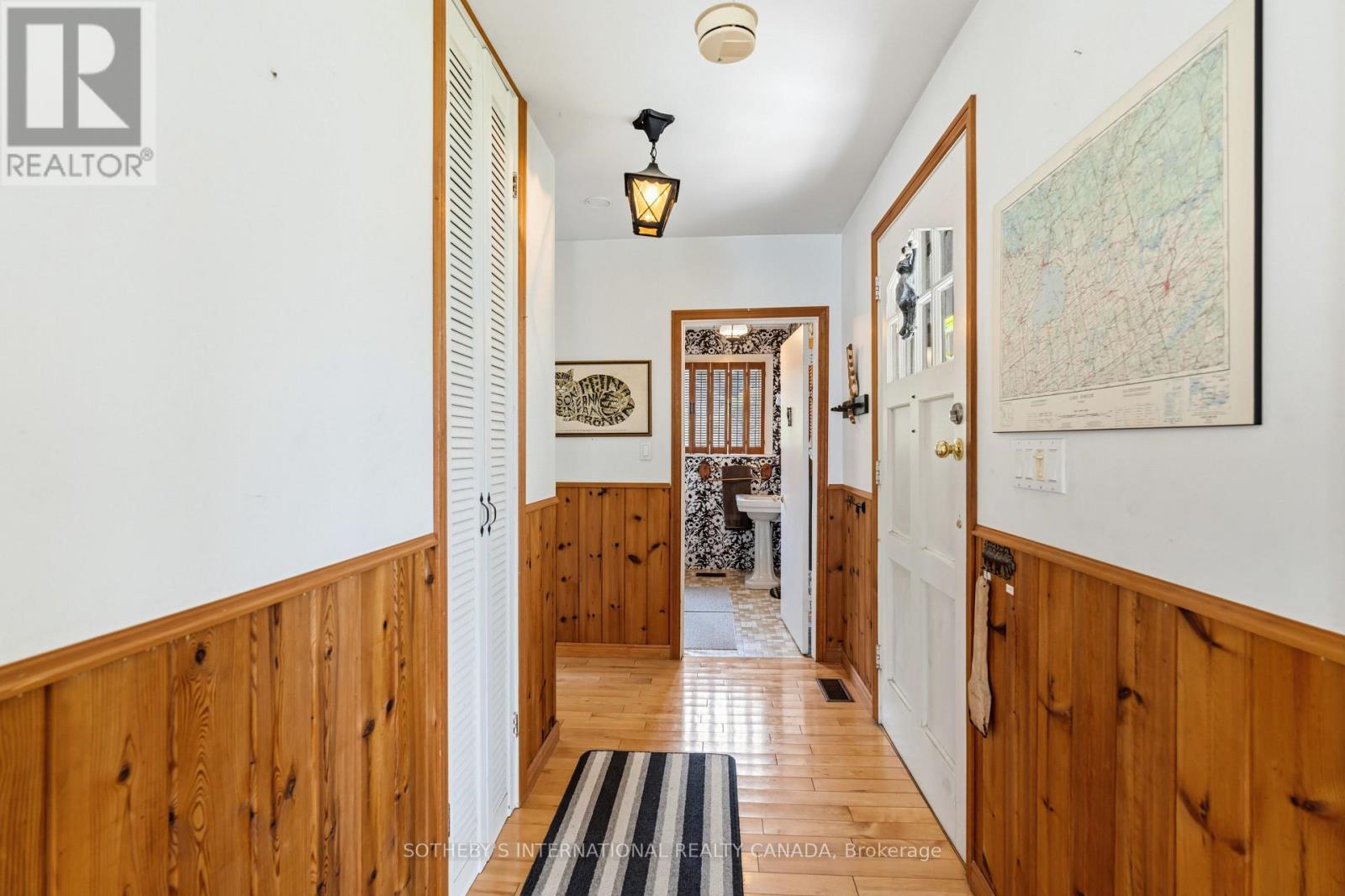 104 HEDGE ROAD - 12