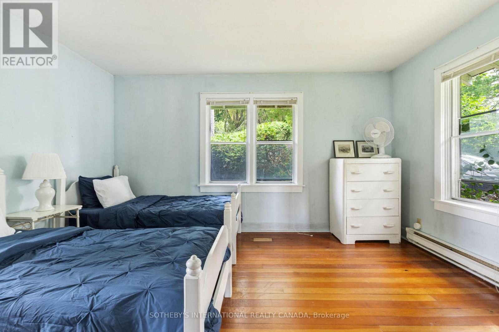 104 HEDGE ROAD - 33