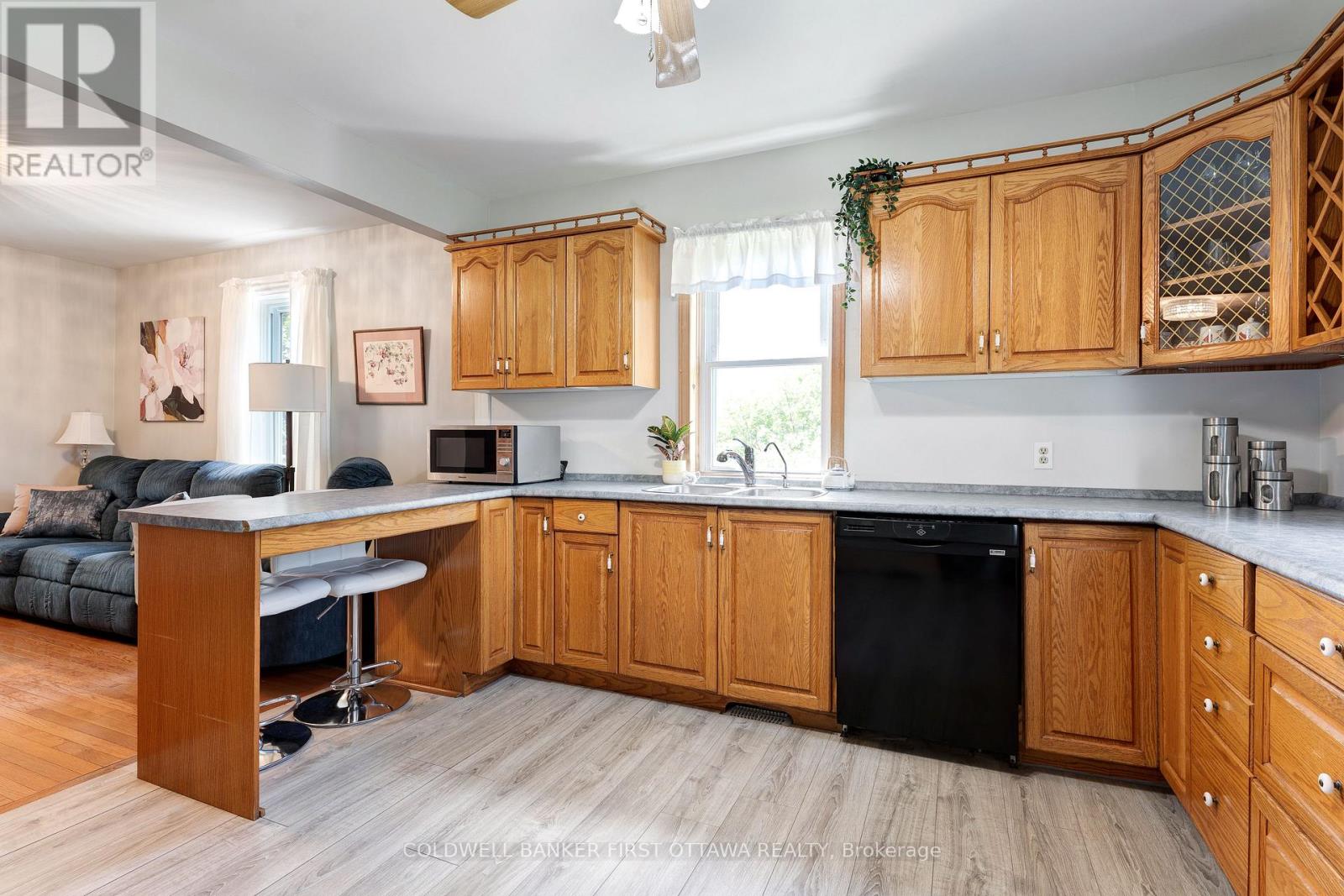 400 BUTTERMILK HILL ROAD - Image 11