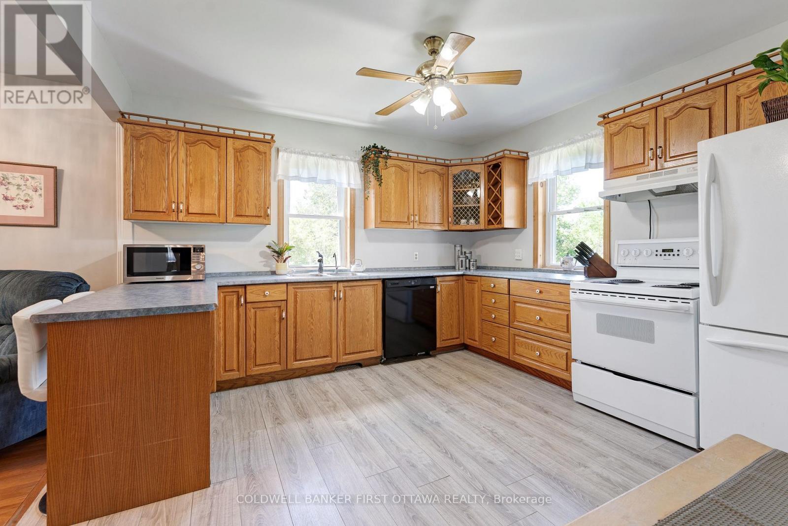 400 BUTTERMILK HILL ROAD - Image 10