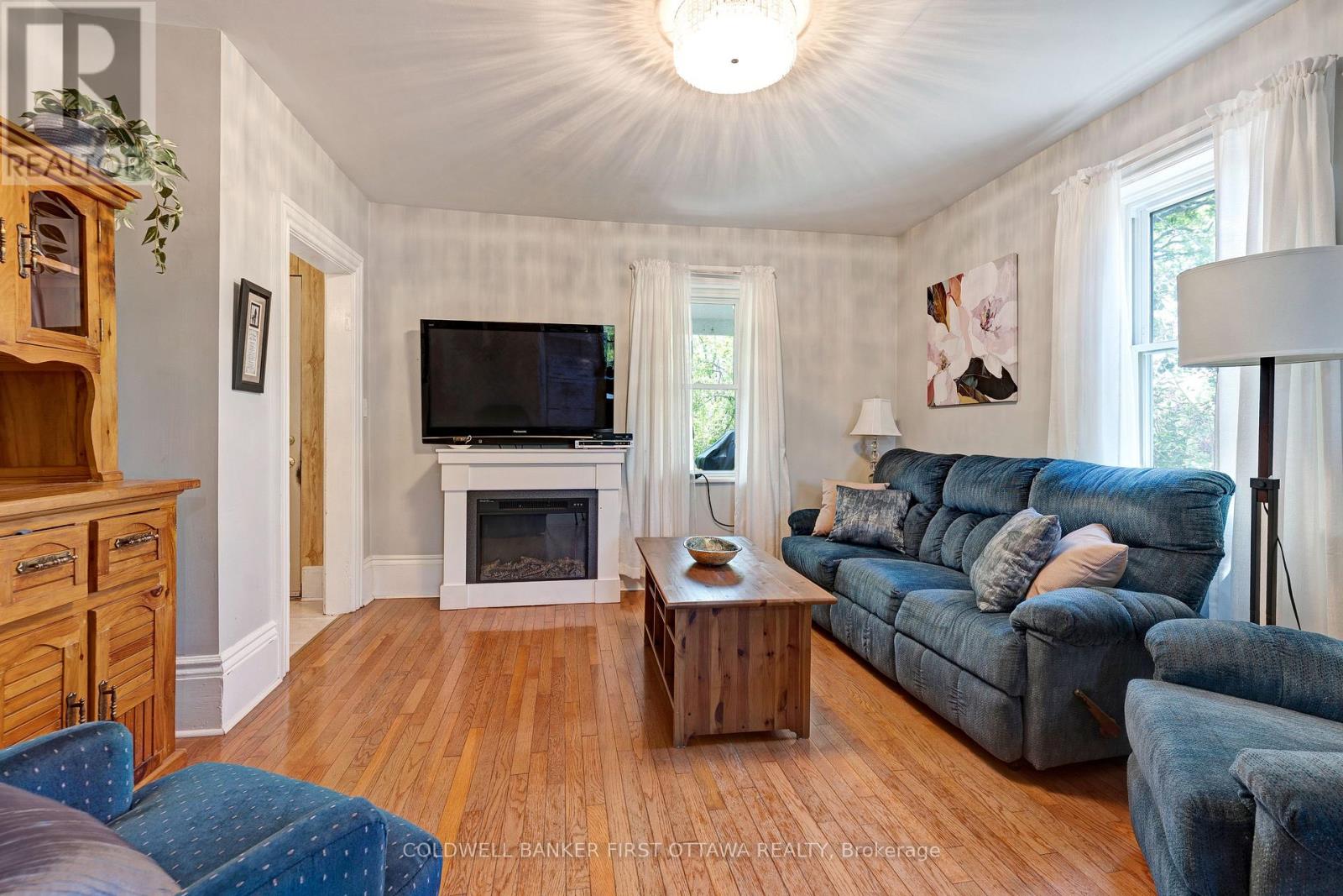 400 BUTTERMILK HILL ROAD - Image 7