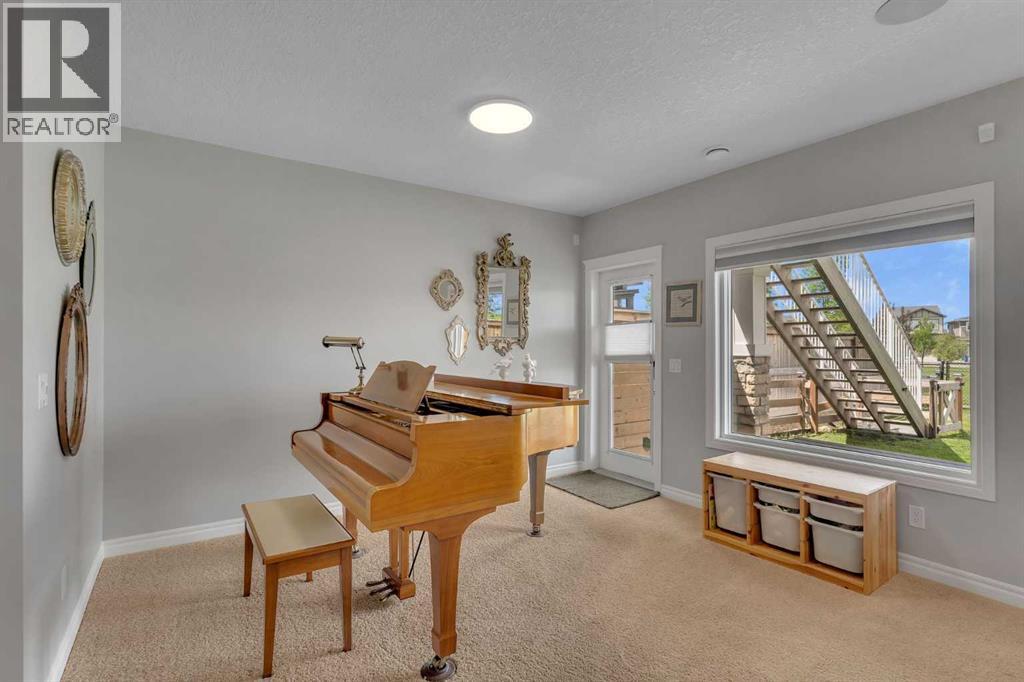 347 Hillcrest Heights SW - 34