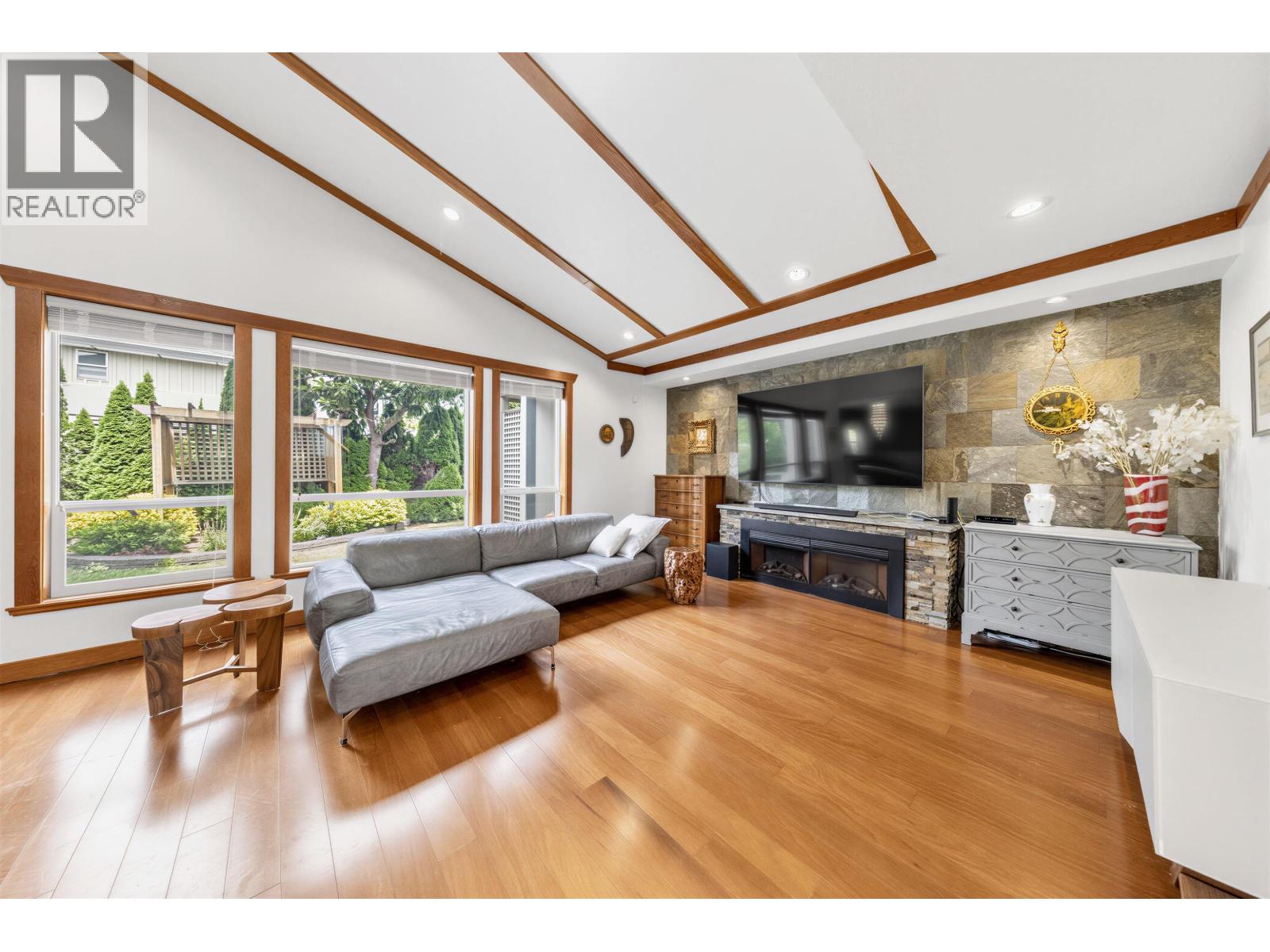 4451 GRANVILLE Avenue, Richmond
