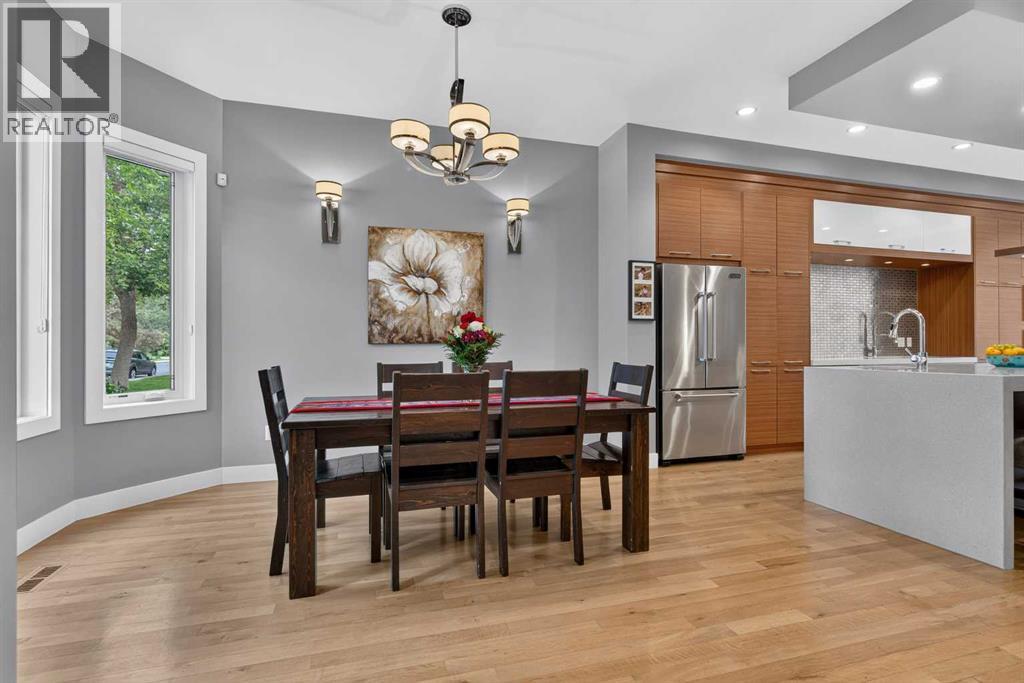 2219 2 Avenue NW, West Hillhurst, Calgary photo 5
