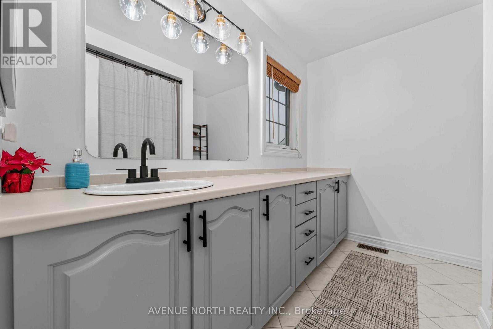 3 Bed, 4 Bath House for Rent in Ottawa – 678 THICKET WAY, Ottawa – MLS# X13611016 - Image 20