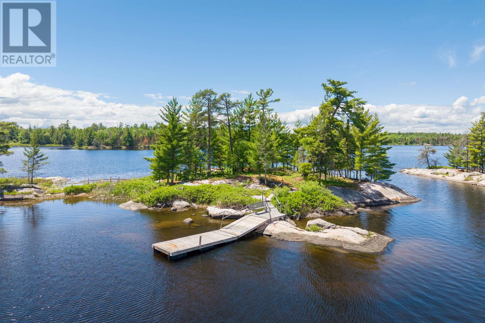 G-1425 Ben Island, Rainy Lake IS - 8