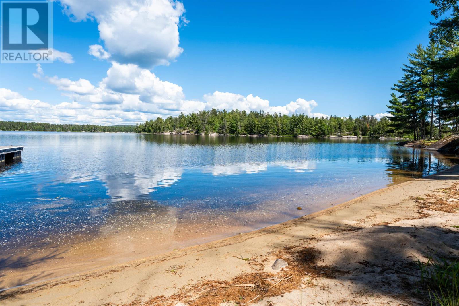 G-1425 Ben Island, Rainy Lake IS - 12